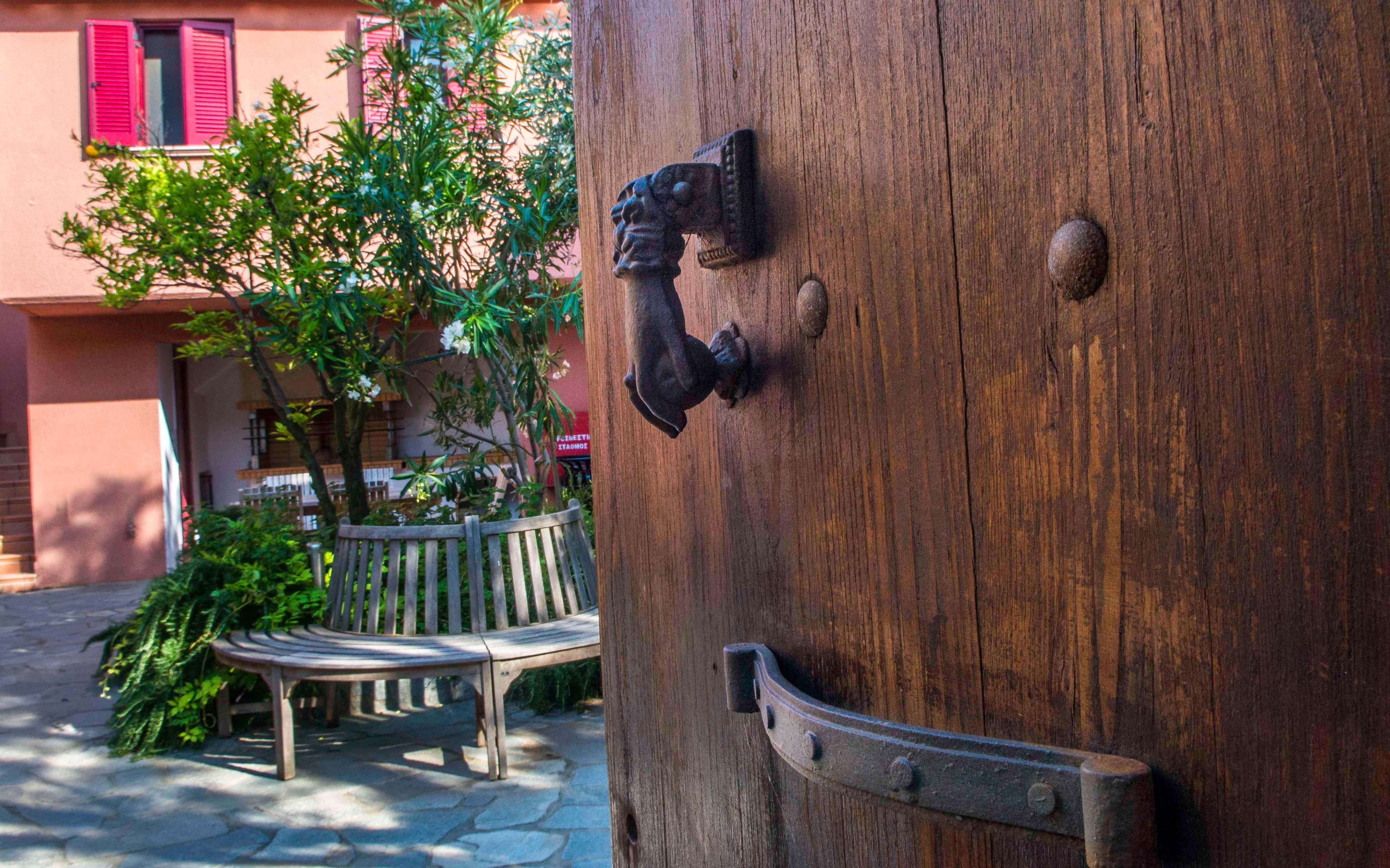 Varos Village Boutique Hotel Bagian luar foto